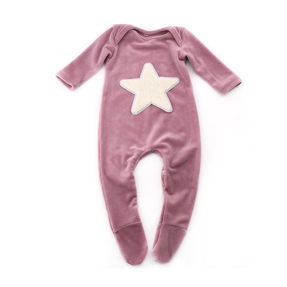Pyjama en velours rose motif étoile pour bébé